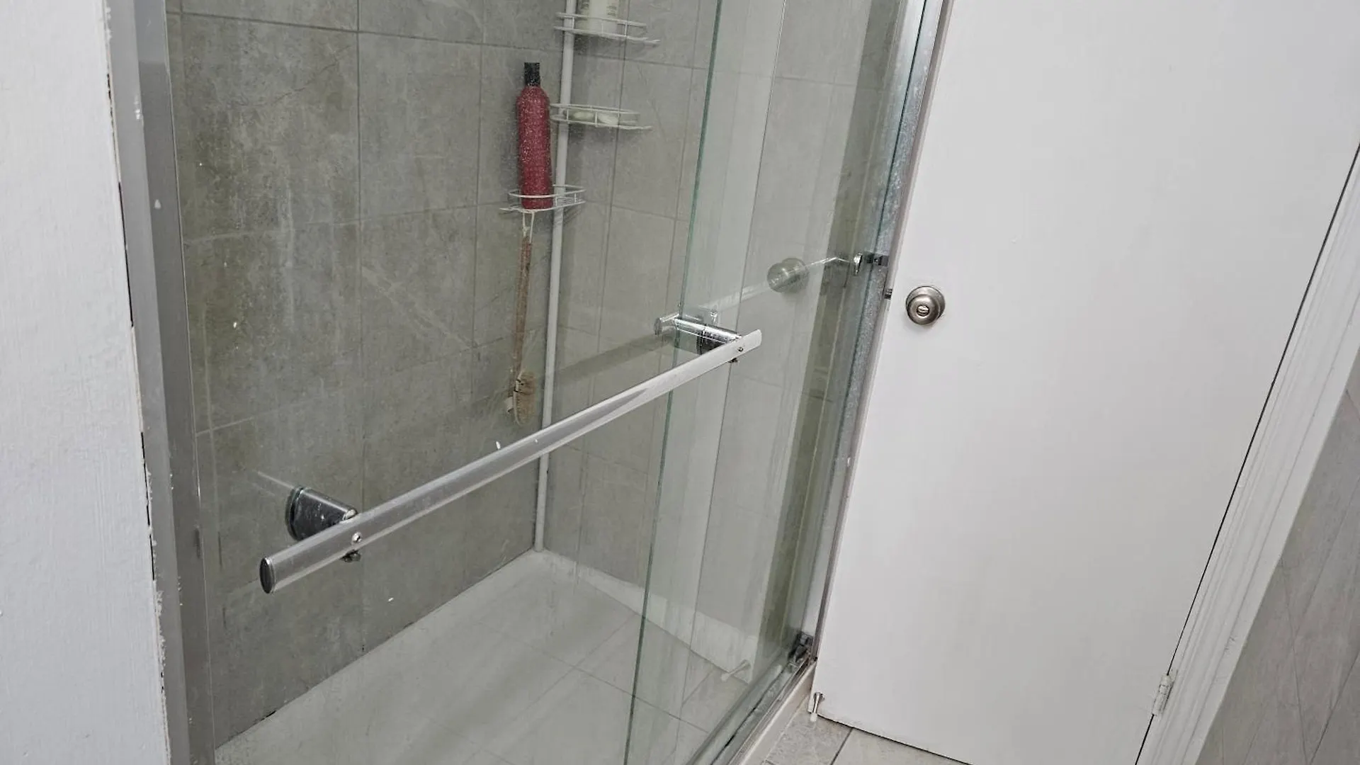 Homestay Modern Quiet Home By The Airport Mississauga