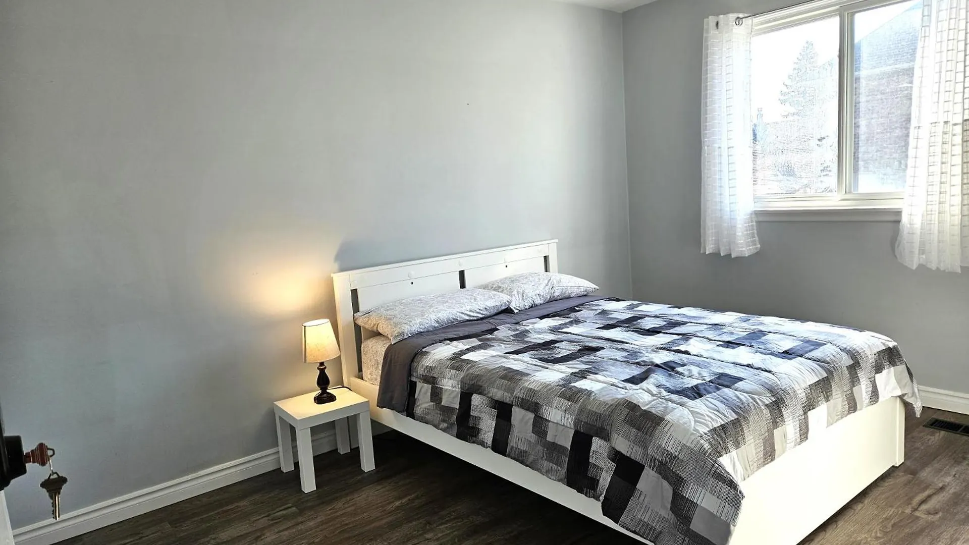 Homestay Modern Quiet Home By The Airport Mississauga