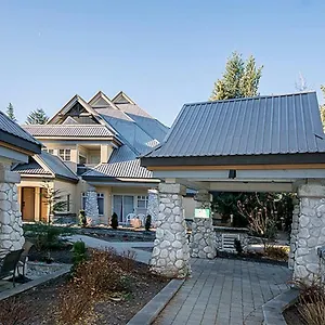 Lagoons By Cozystay Signature Whistler