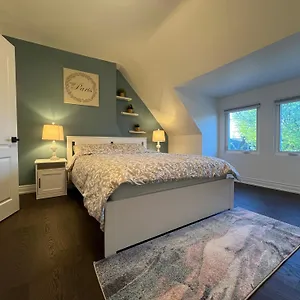 Homestay Captain House, Toronto